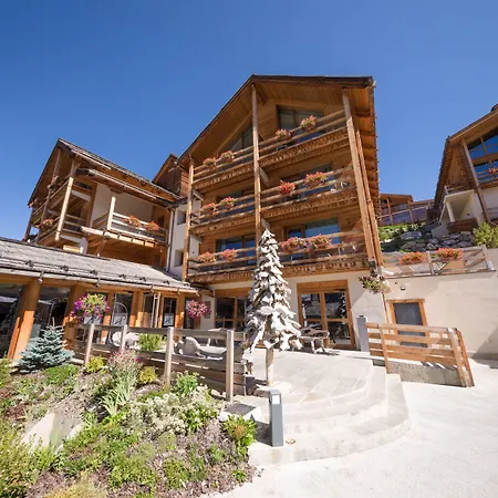 Hotel & Spa L'Alta Peyra-3